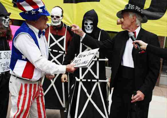 Uncle Sam presents Big Oil with drilling regulation