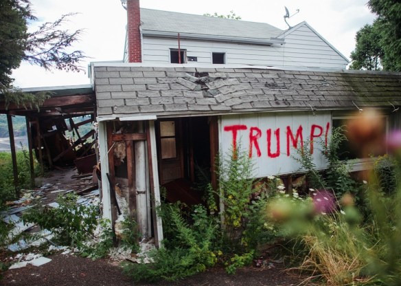 161113_POL_Trump-Country.jpg.CROP.promo-xlarge2.jpg